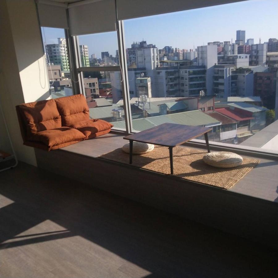 Hotel In Fengchia à Taichung Extérieur photo
